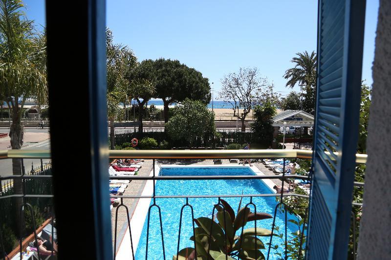 Htop Planamar #Htopenjoy Malgrat de Mar Bagian luar foto